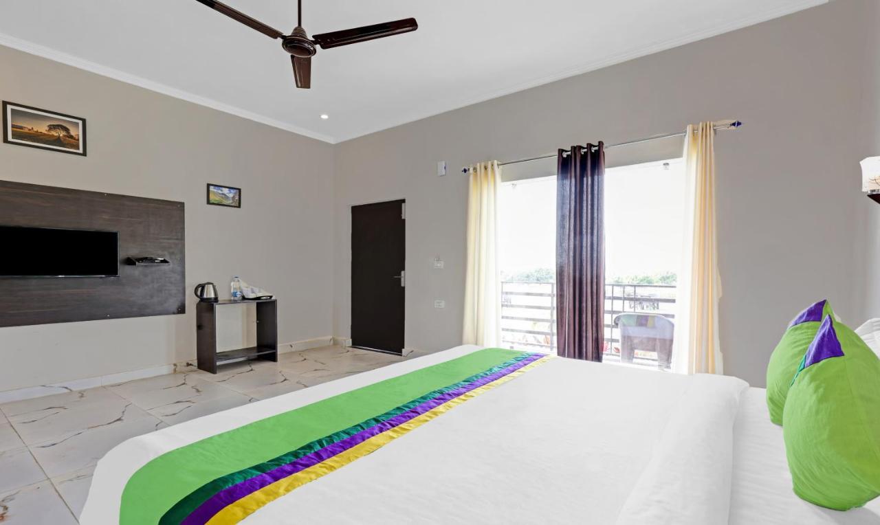 Treebo Kaira Resort With Pool View, 5 Km From Jim Corbett Jungle Safari Рамнагар Екстериор снимка