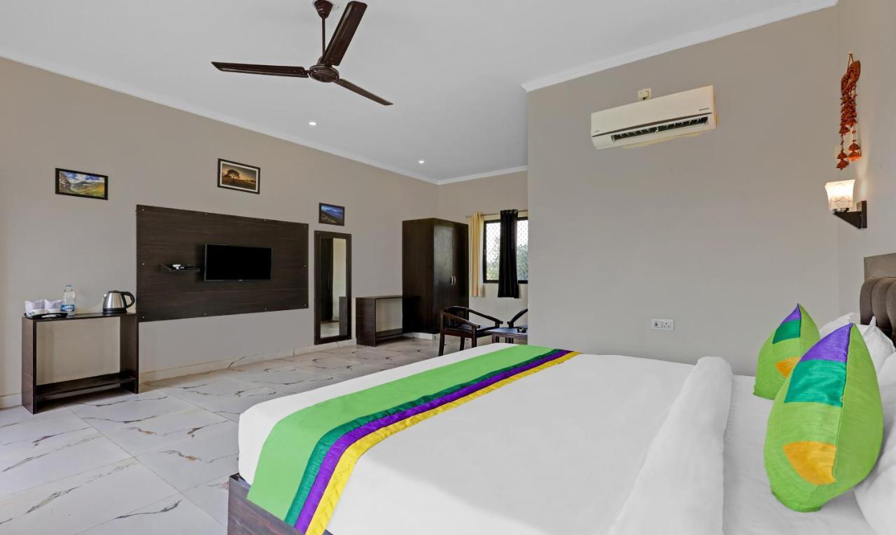 Treebo Kaira Resort With Pool View, 5 Km From Jim Corbett Jungle Safari Рамнагар Екстериор снимка